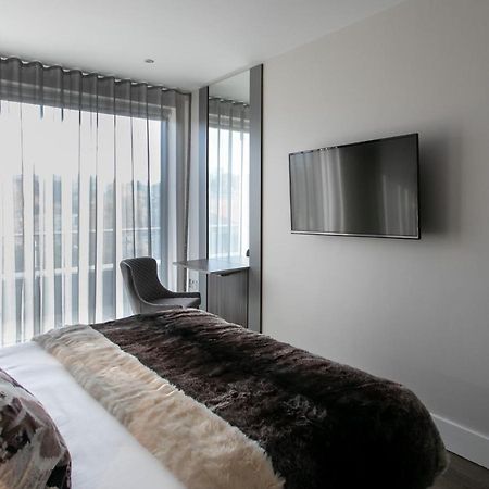 Custom House Apartments Ньюрі Екстер'єр фото