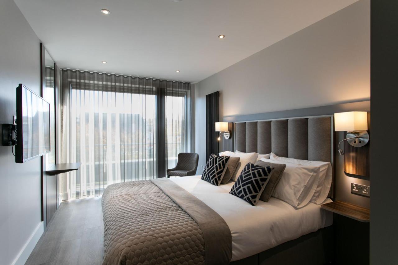 Custom House Apartments Ньюрі Екстер'єр фото