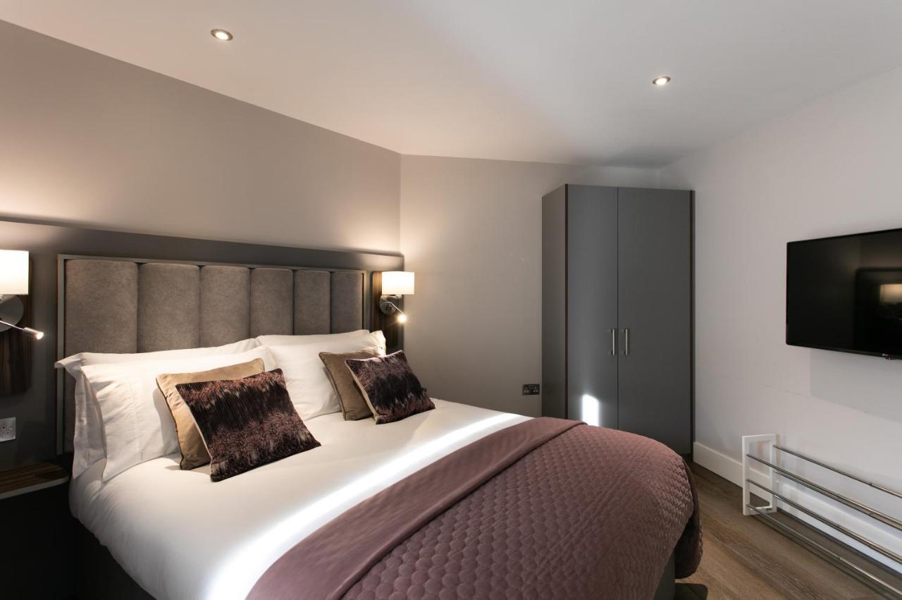 Custom House Apartments Ньюрі Екстер'єр фото